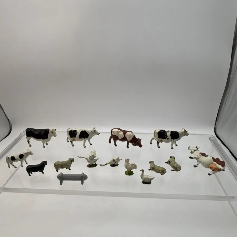 Vtg TIMPO TOYS Painted Lead Toy Britains Era Farm Animals Cows, Sheep, Fowel⬇️